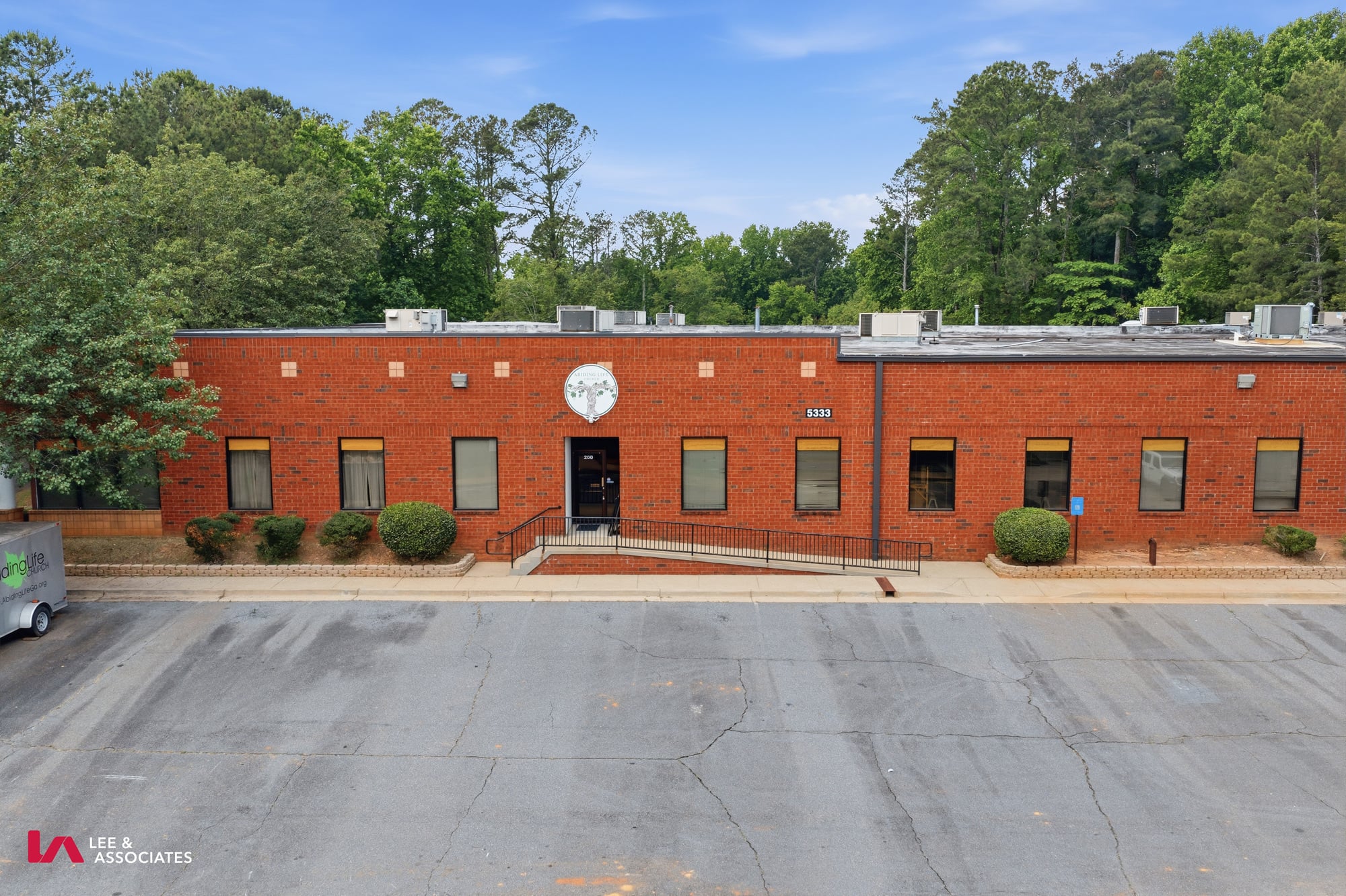Front exterior of 5333 Bells Ferry Road in Acworth